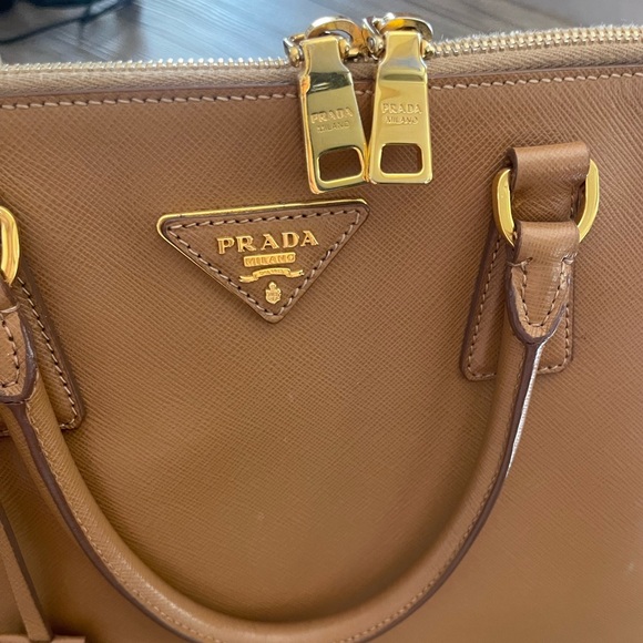 Prada Saffiano Lux Bag - Picture 5 of 16